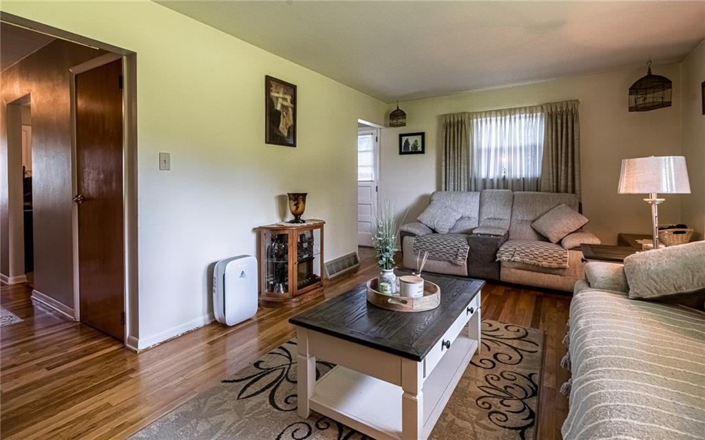 455 Glade Mills Road Valencia, PA 16059 - Photo 15 of 30 Gallery Image 15