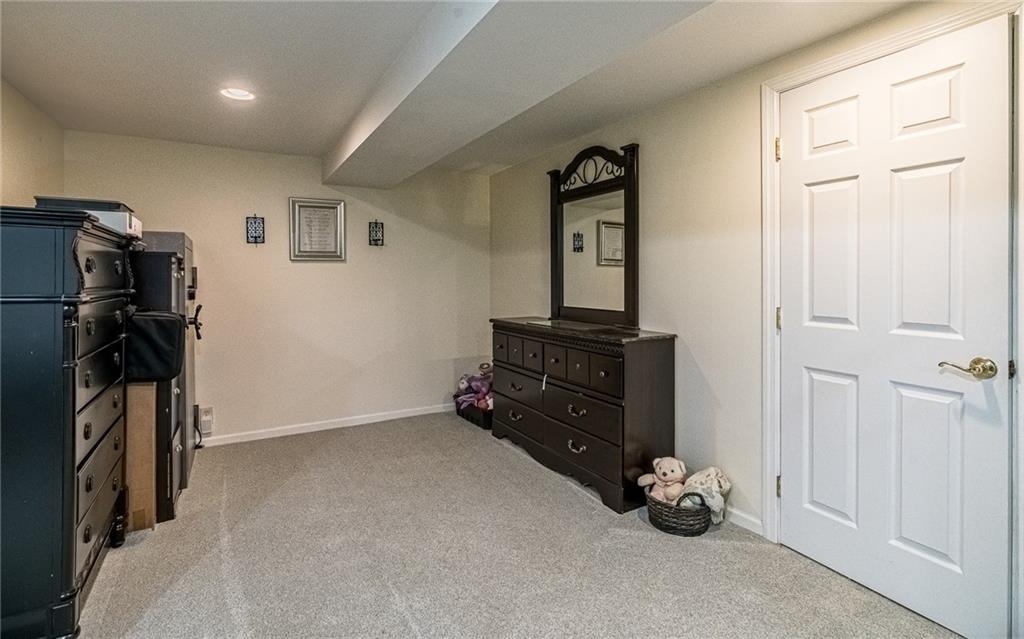 455 Glade Mills Road Valencia, PA 16059 - Photo 28 of 30 Gallery Image 28