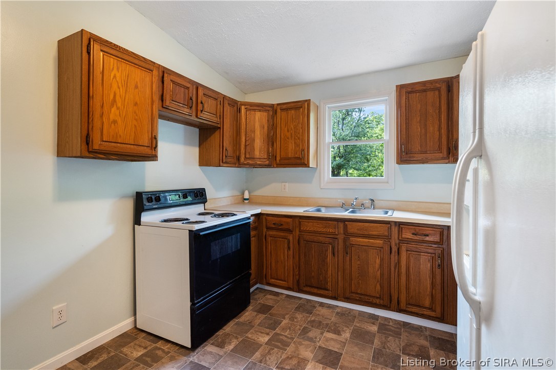 378 North Sycamore Road Taswell, IN 47175 - Photo 18 of 21