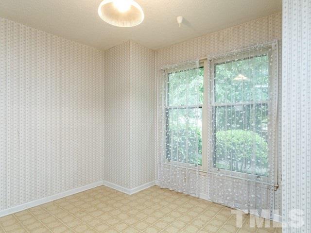 204 Broad Leaf Circle, Unit 204 Raleigh, NC 27613 - Photo 13 of 30