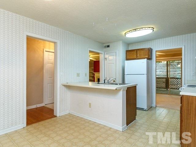 204 Broad Leaf Circle, Unit 204 Raleigh, NC 27613 - Photo 14 of 30