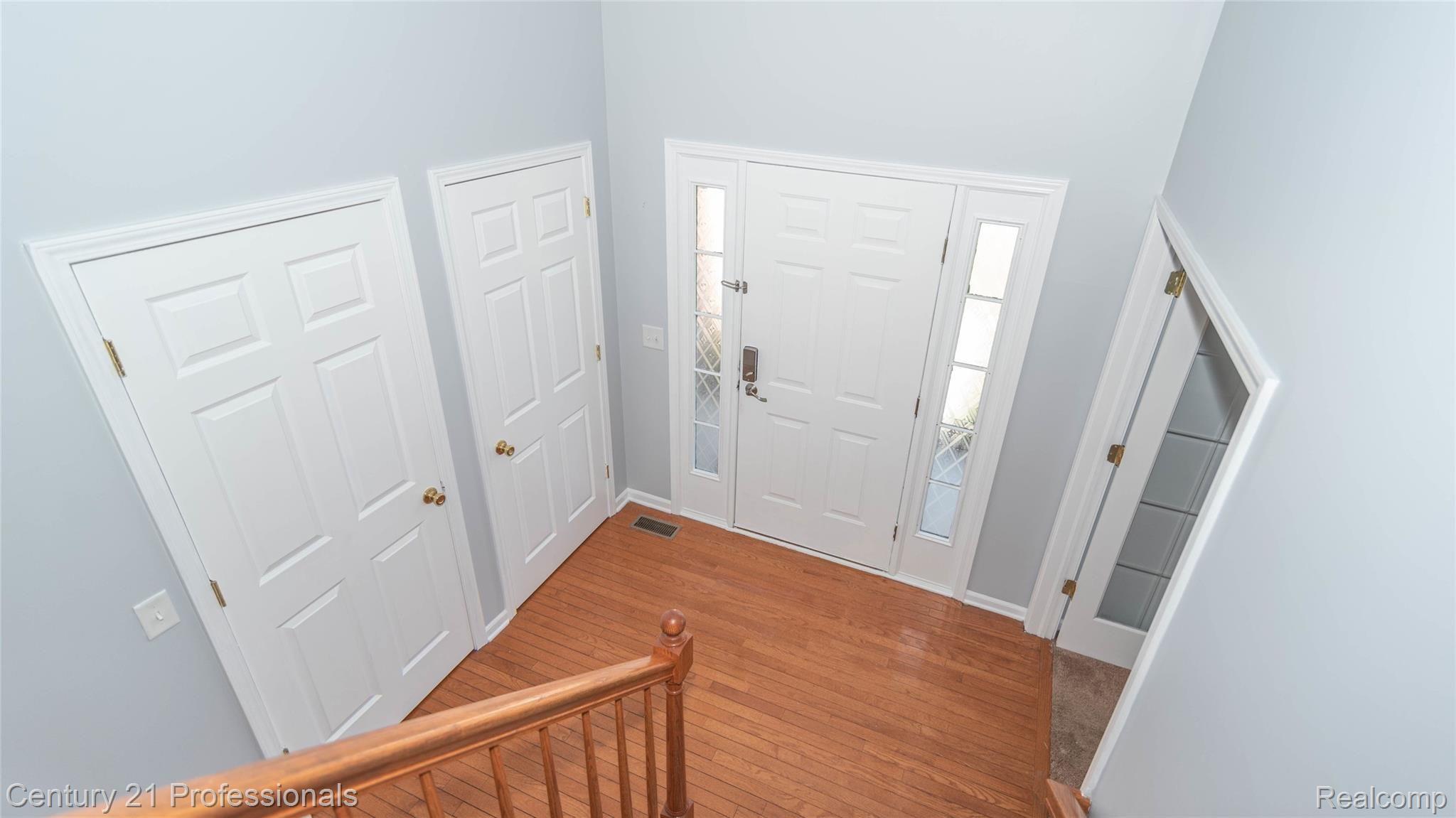 2974 Walbridge Drive Rochester, MI 48307 - Photo 58 of 82 0572200093795_45.jpg