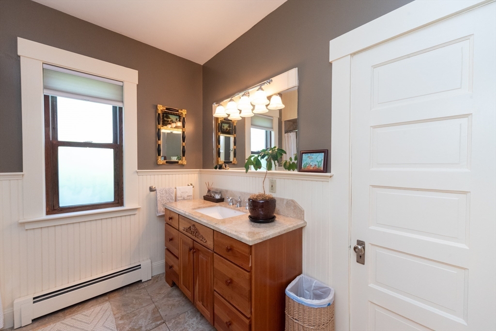 178 Cedar Street Clinton, MA 01510 - Photo 31 of 42