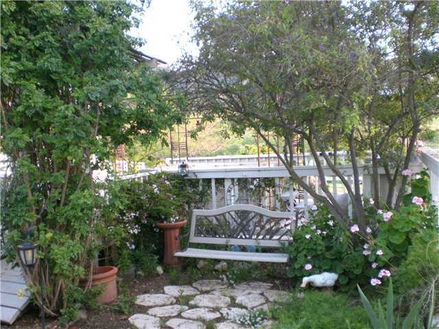 28004 Queensbridge Road Valley Center, CA 92082 - Photo 6 of 9