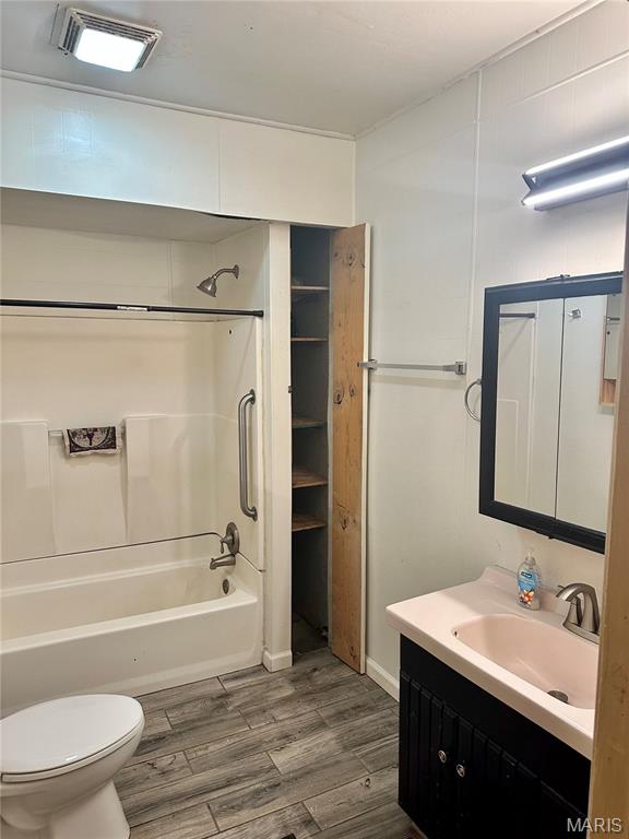 4903 Columbia Street Alton, IL 62002 - Photo 14 of 46