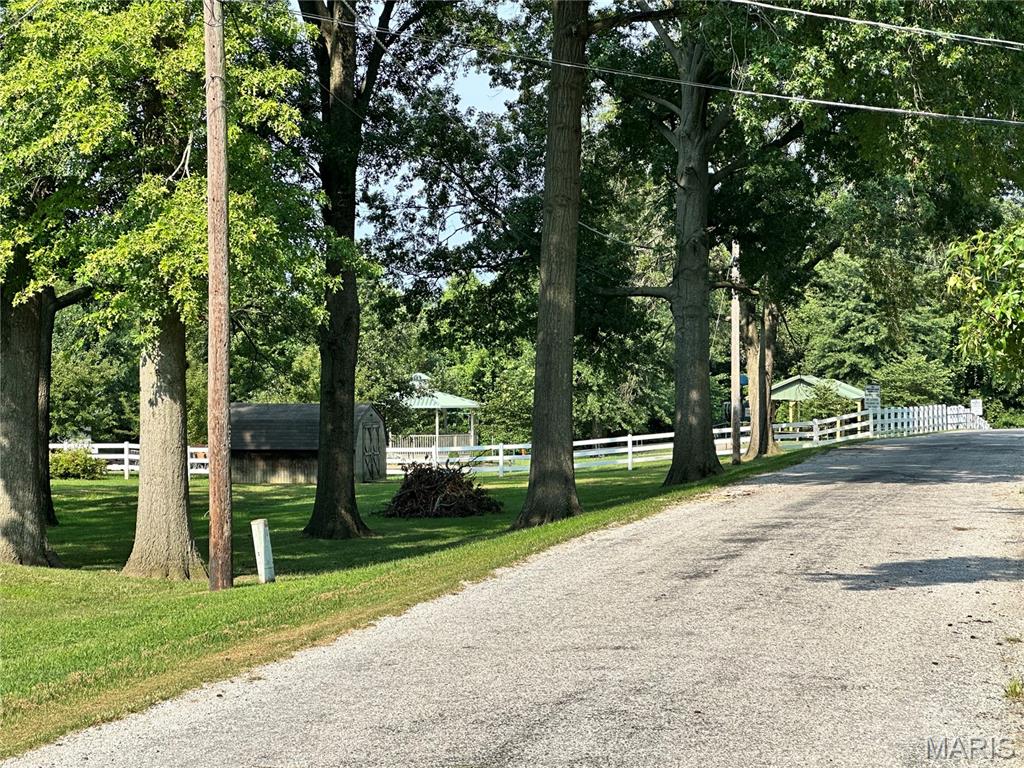 4903 Columbia Street Alton, IL 62002 - Photo 43 of 46