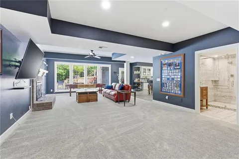 $899,950 | 4407 North Mulberry Drive, Kansas City, MO 64116