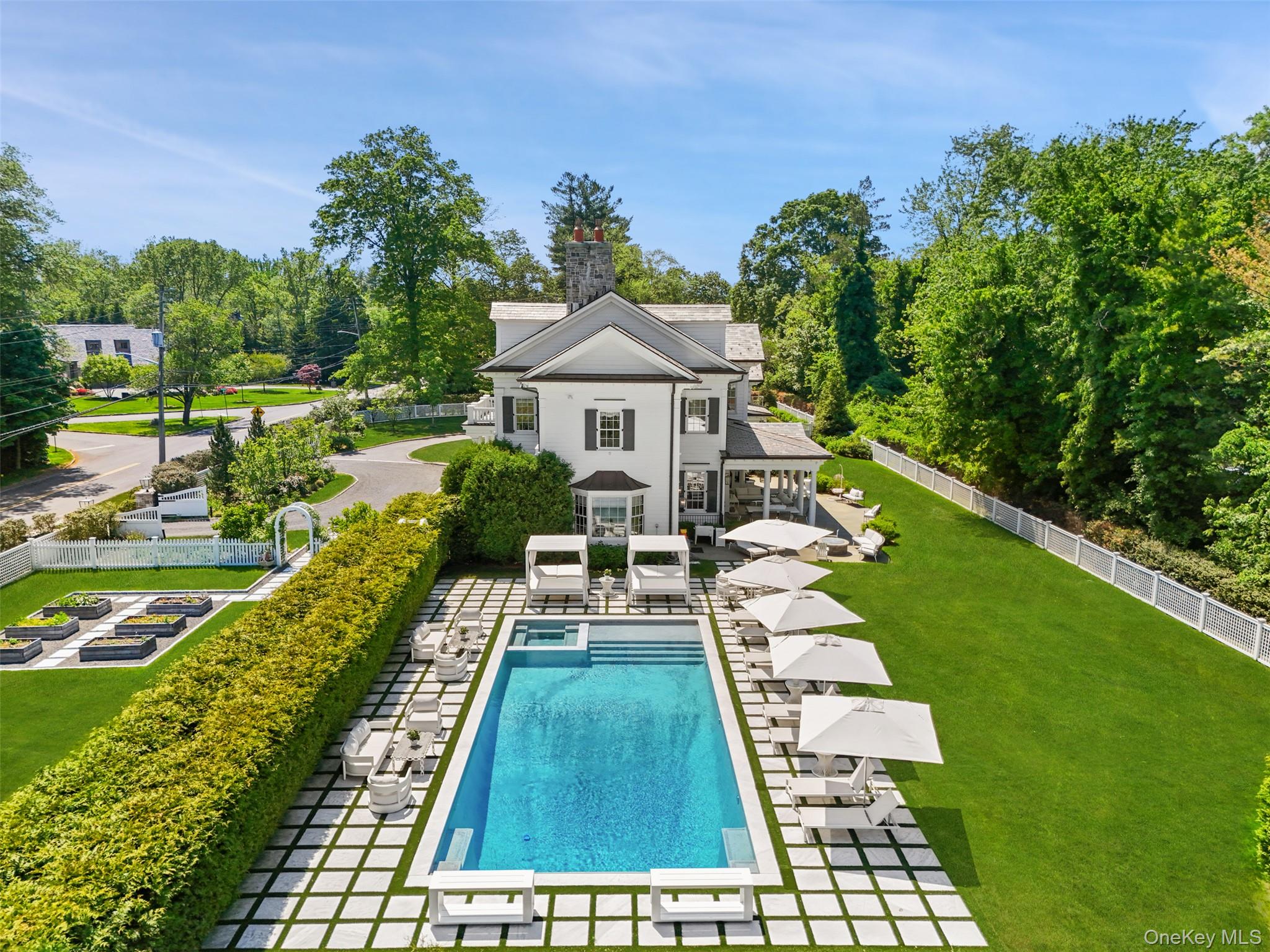 27 Murray Hill Road Scarsdale, NY 10583 - Photo 27 of 29