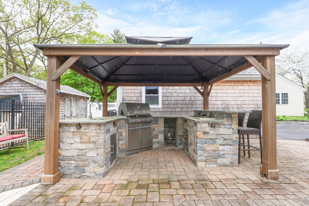 28 Longfellow Road Natick, MA 01760 - Photo 25 of 30