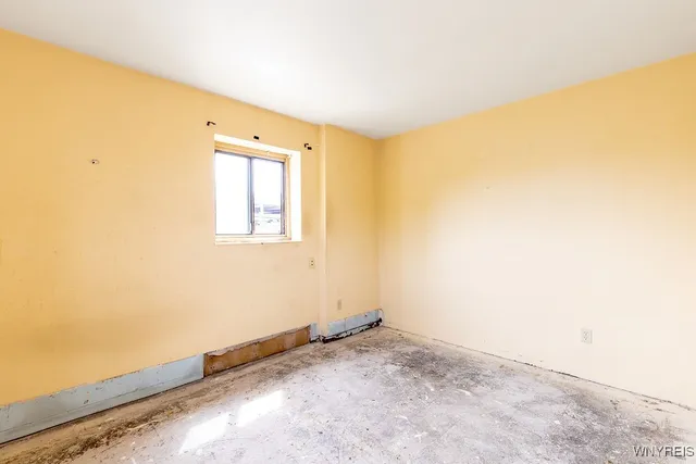 $1,430,000 | 628 9th Street, Niagara Falls, NY 14301