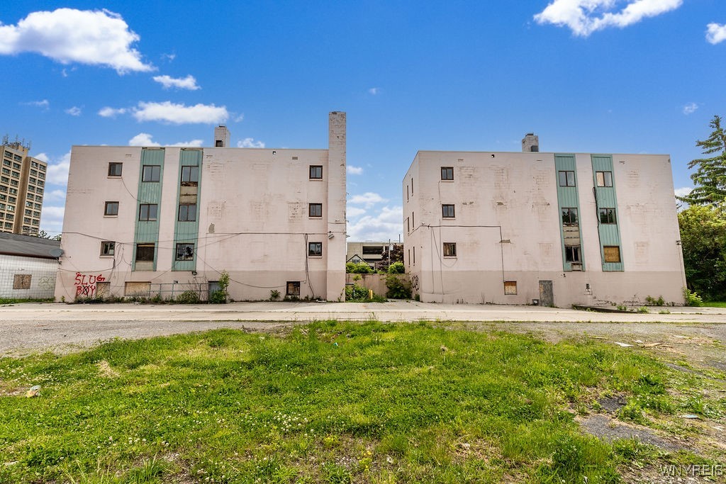 628 9th Street Niagara Falls, NY 14301 - Photo 39 of 47