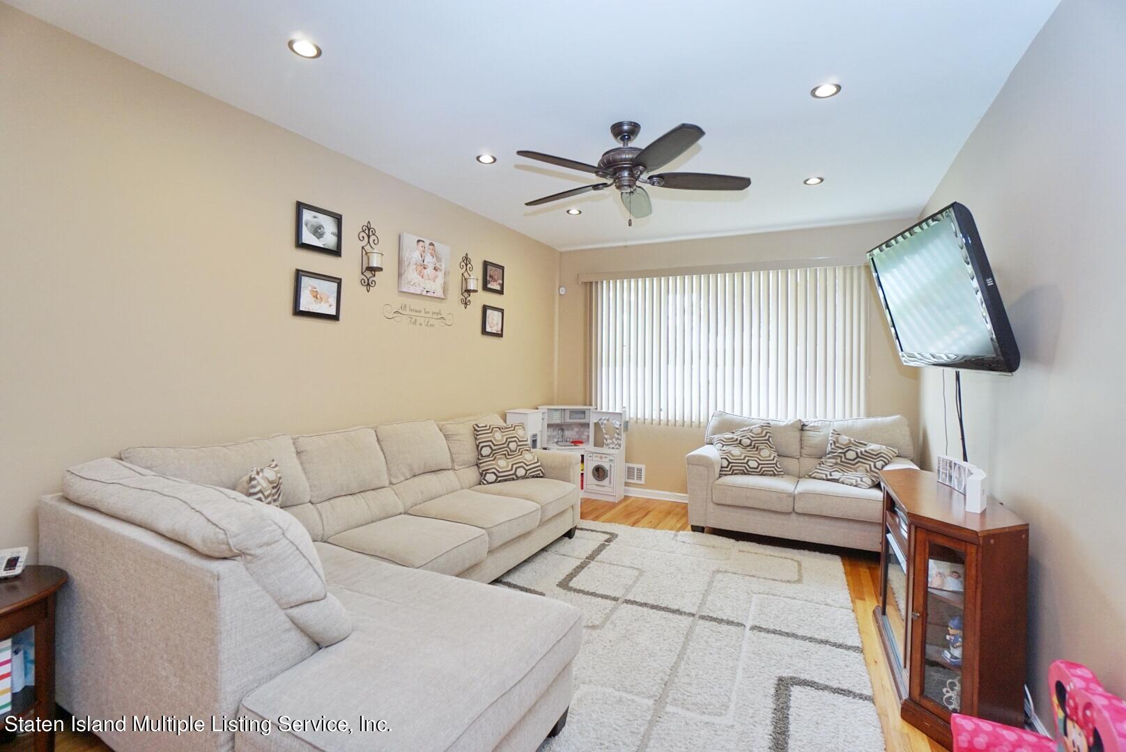 80 Rye Avenue Staten Island, NY 10312 - Photo 3 of 41 Photo May 10, 4 07 51 PM