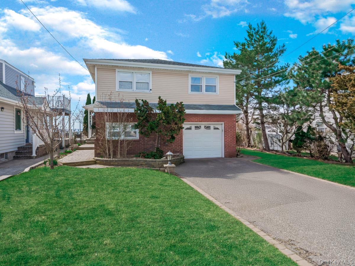 73 East Beach Promenade Lindenhurst, NY 11757 - Photo 1 of 37
