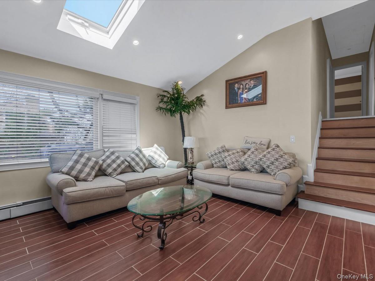 73 East Beach Promenade Lindenhurst, NY 11757 - Photo 12 of 37