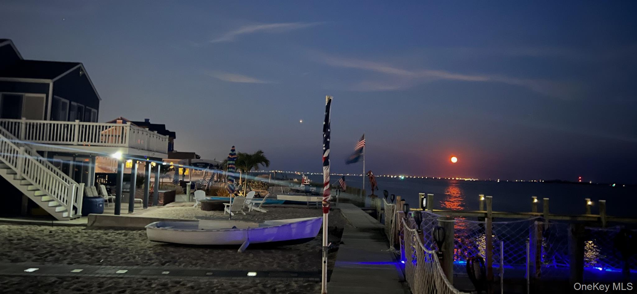 73 East Beach Promenade Lindenhurst, NY 11757 - Photo 30 of 37