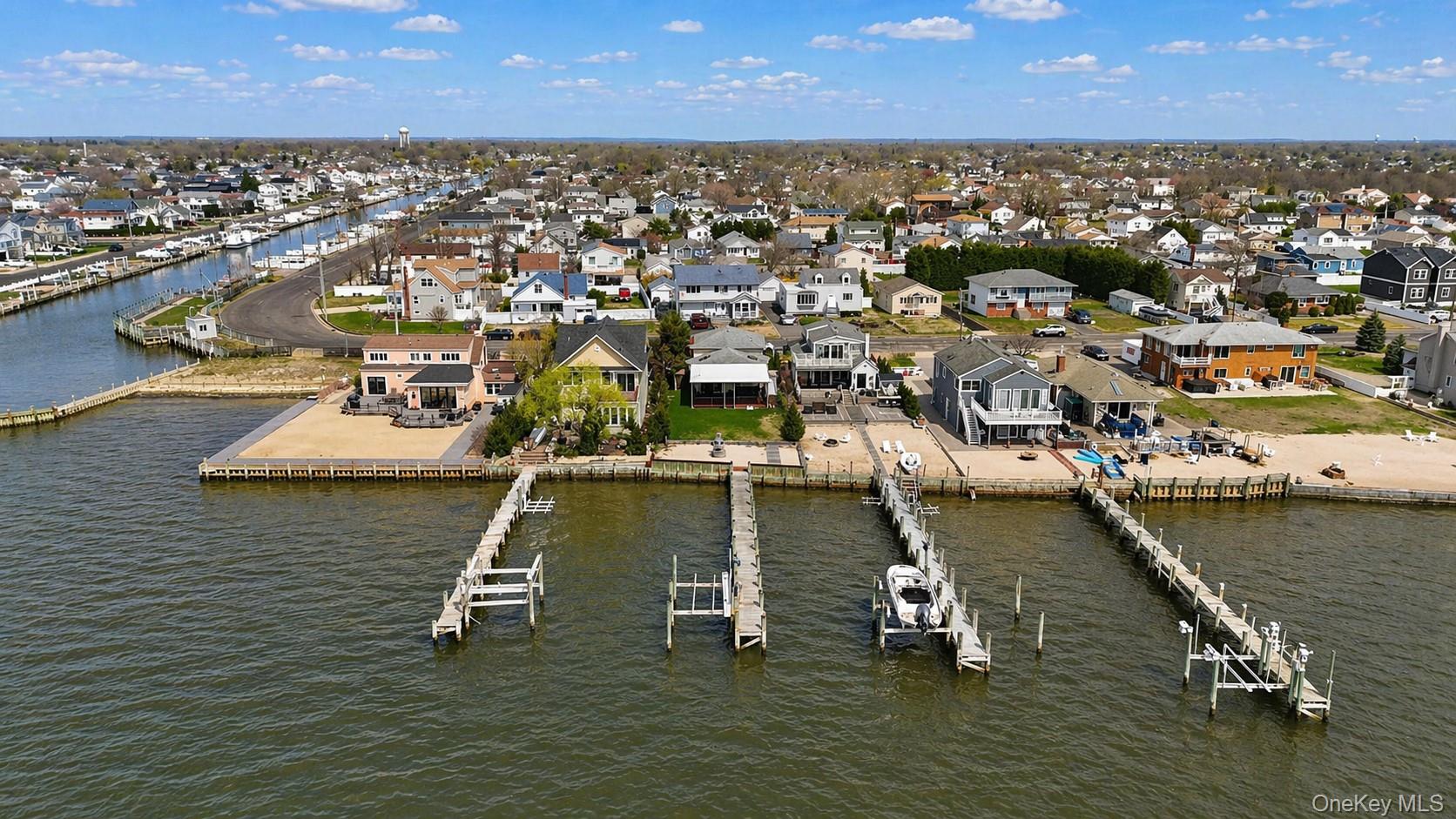 73 East Beach Promenade Lindenhurst, NY 11757 - Photo 36 of 37