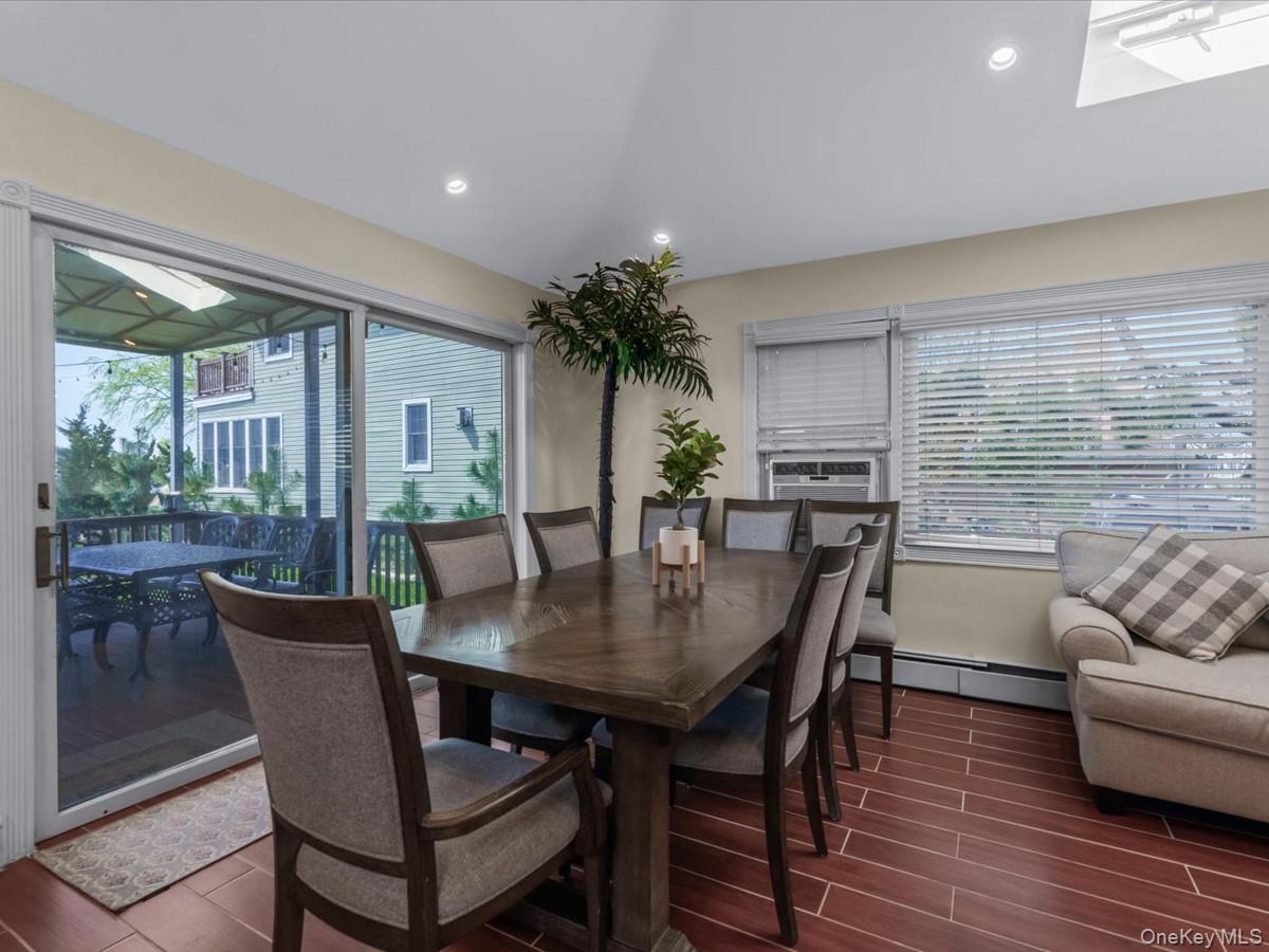 73 East Beach Promenade Lindenhurst, NY 11757 - Photo 10 of 37