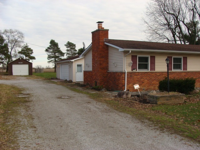 6436 Schwartz Road Fort Wayne, IN 46835 - Photo 2 of 26 Gallery Image 2