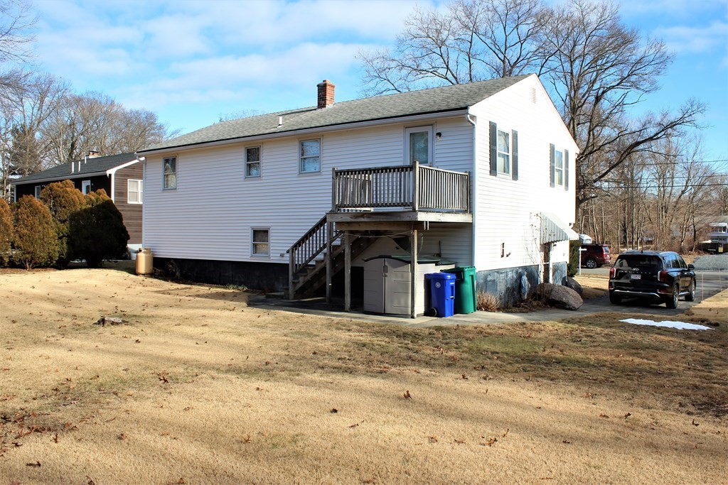 47 Evergreen Road Attleboro, MA 02703 - Photo 4 of 20 Gallery Image 4