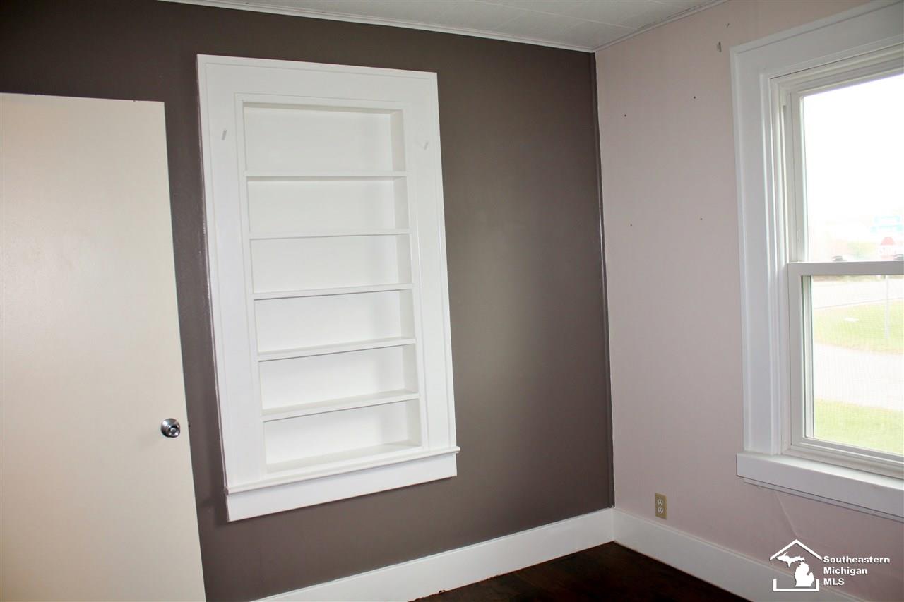 12600 Grafton Road Carleton, MI 48117 - Photo 14 of 23 31397765-13.JPG