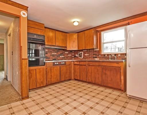 29 Robin Road Westborough, MA 01581 - Photo 7 of 30 Gallery Image 7