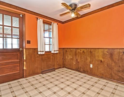 29 Robin Road Westborough, MA 01581 - Photo 8 of 30 Gallery Image 8