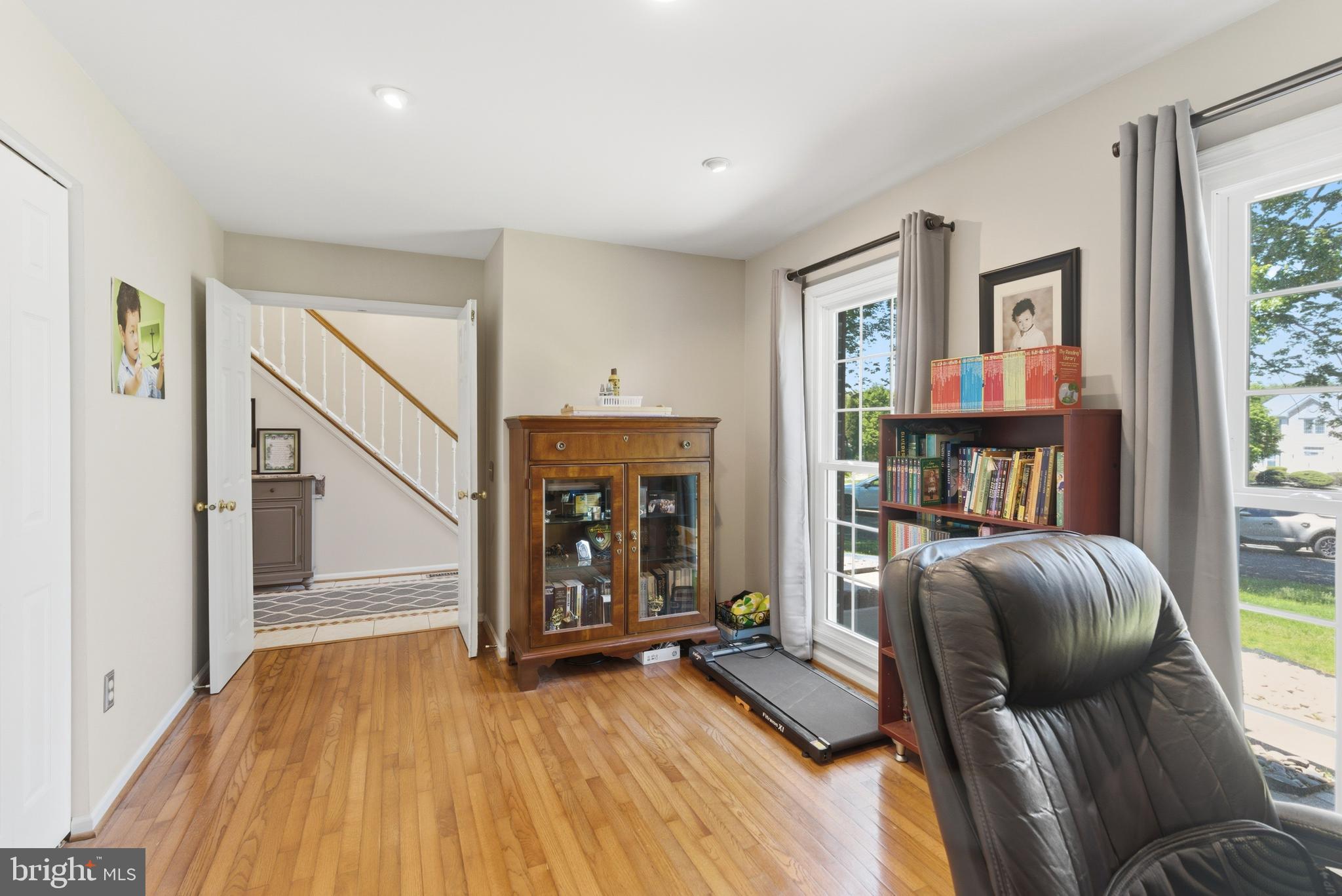 19201 Forest Brook Road Germantown, MD 20874 - Photo 5 of 60