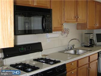 22 Brecht Road Hamilton, NJ 08690 - Photo 8 of 12