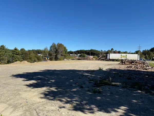 $775,000 | 2 Swan Lake Avenue, Belfast, ME 04915