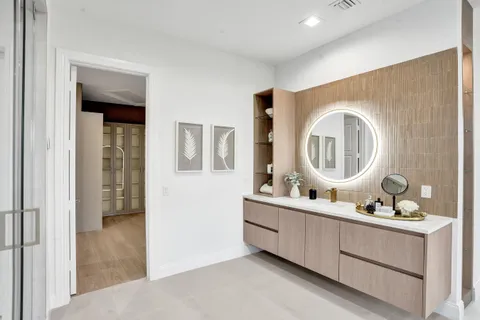$4,450,000 | 11600 Northwest 8th Street, Plantation, FL 33325