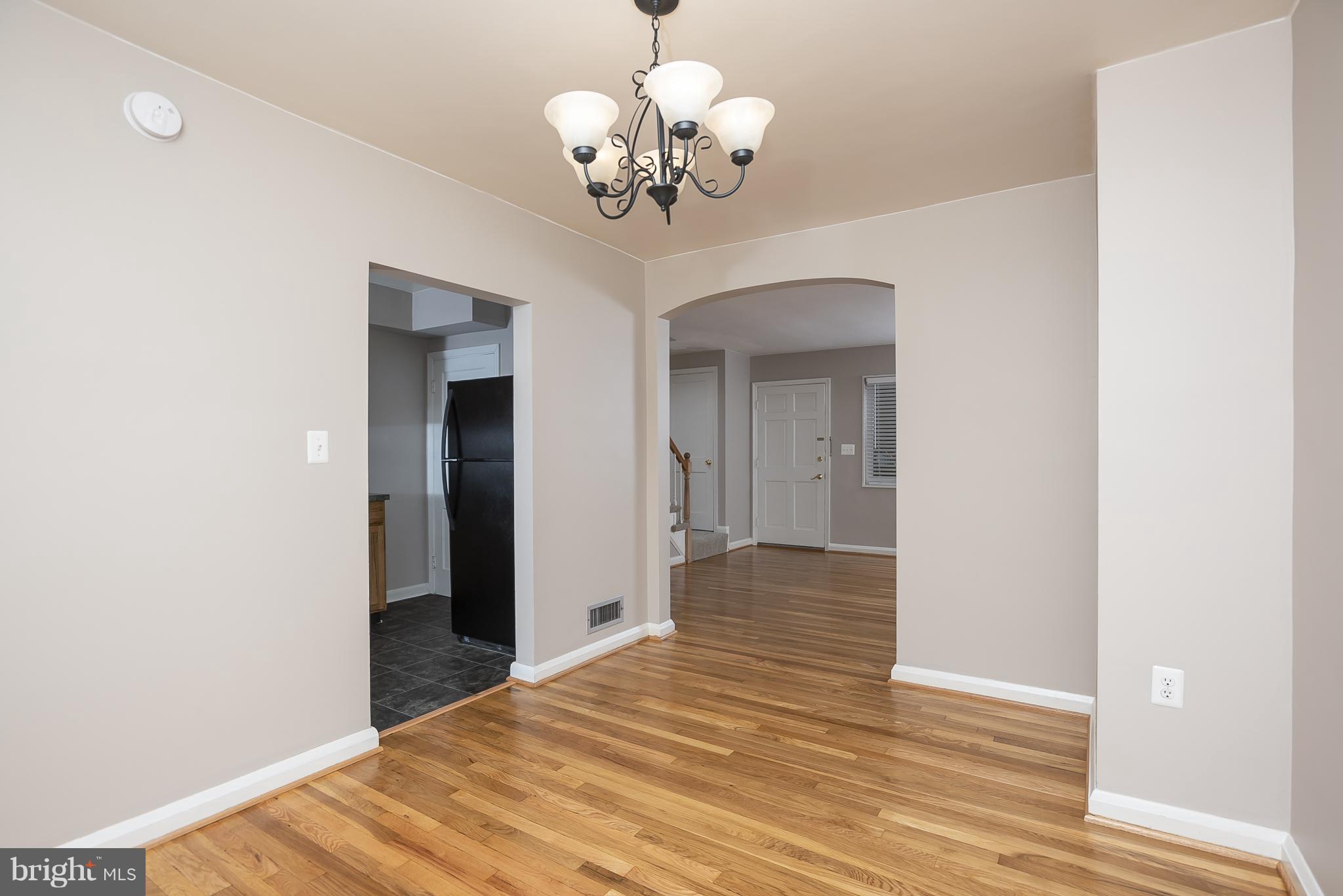 2721 Moorgate Road Baltimore, MD 21222 - Photo 7 of 26 Dining Room