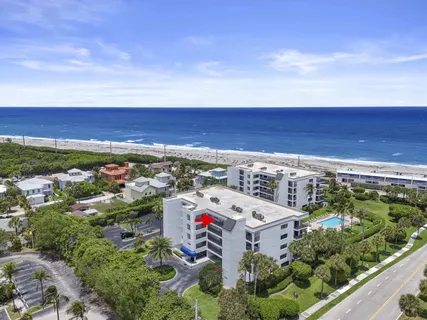 $875,000 | 1045 Ocean Drive, Unit 503, Juno Beach, FL 33408