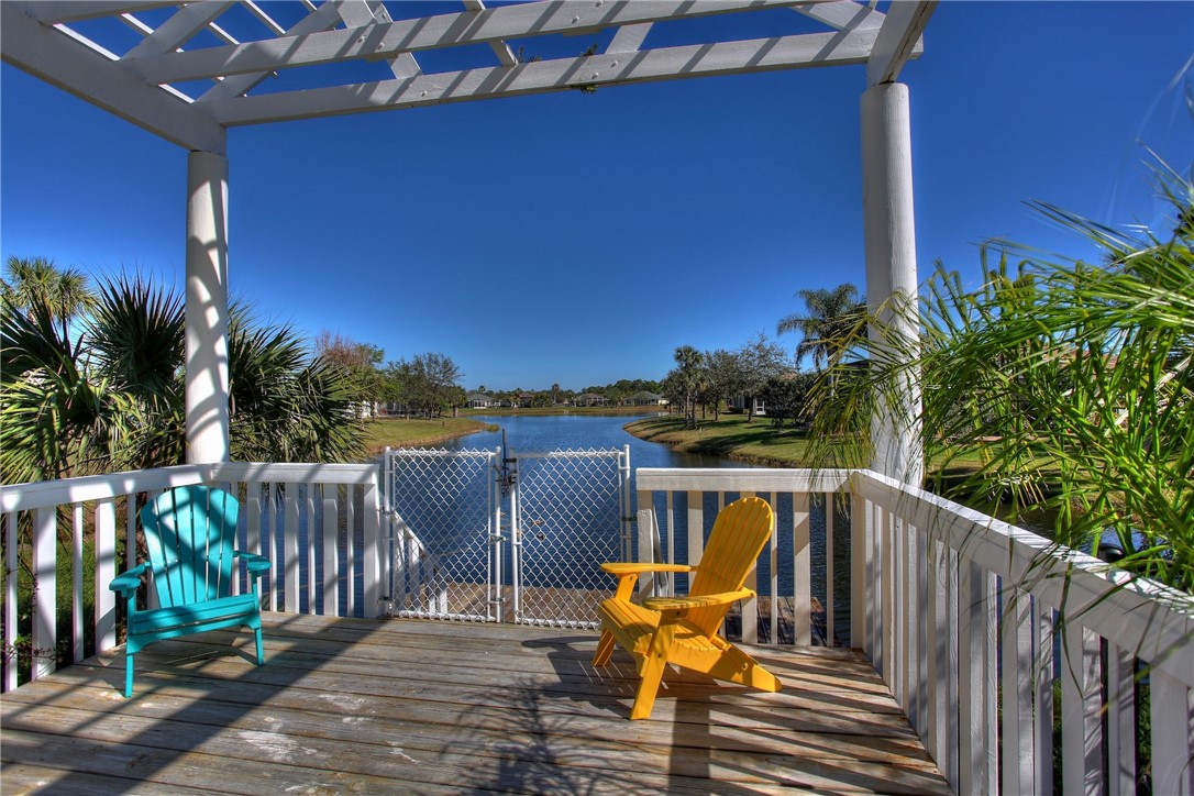1116 Breezy Way, Unit 1H Sebastian, FL 32958 - Photo 30 of 36