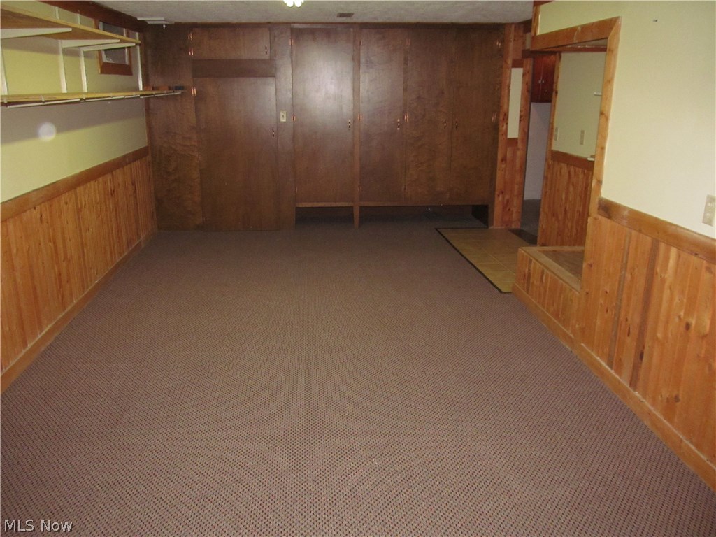 6292 Elmdale Road Brook Park, OH 44142 - Photo 10 of 16