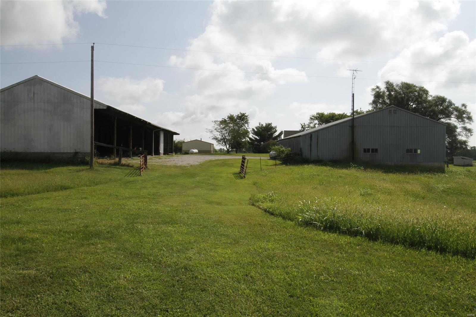 4347 Bodes Lane Chester, IL 62233 - Photo 41 of 56