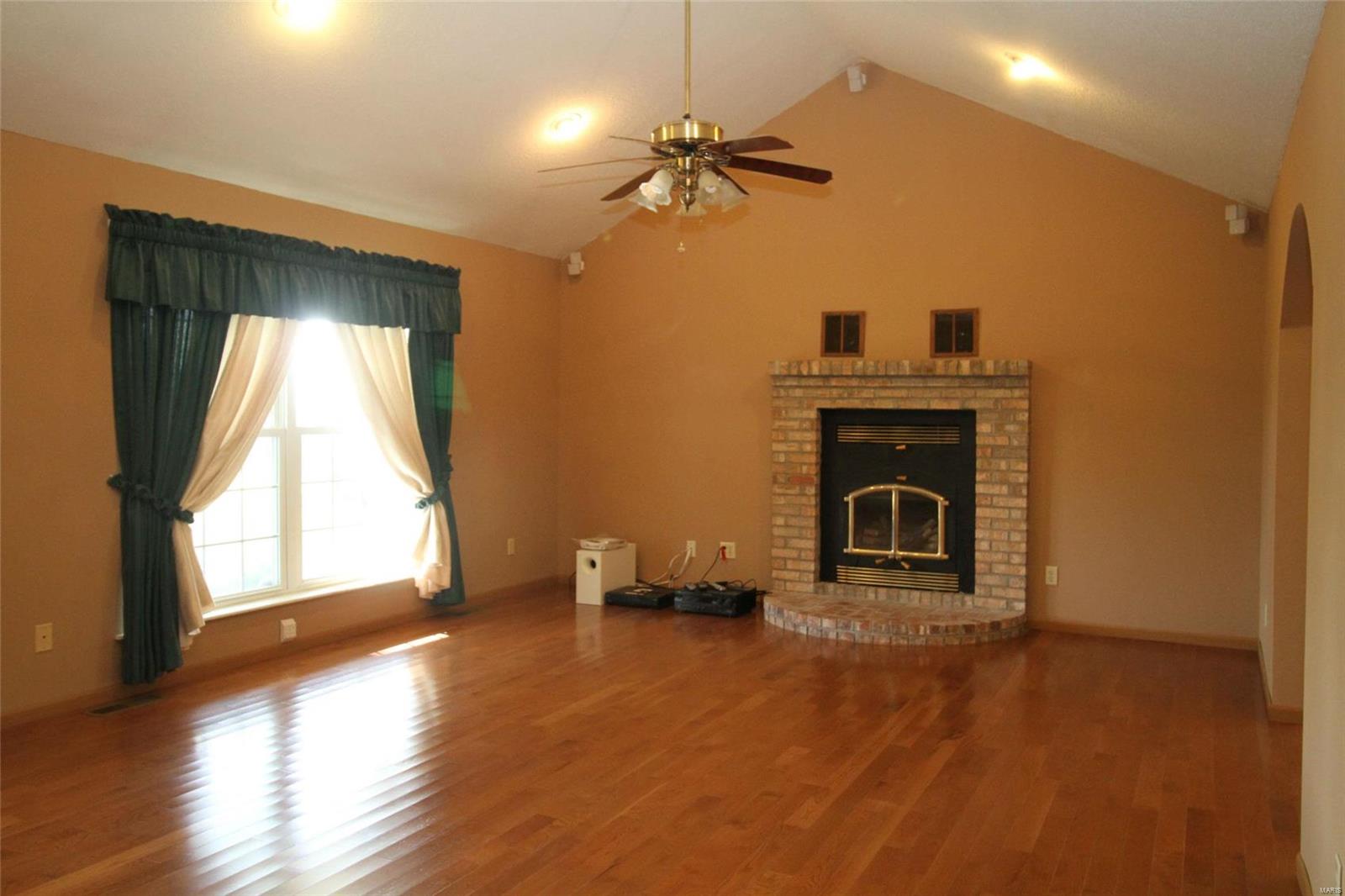 4347 Bodes Lane Chester, IL 62233 - Photo 8 of 56