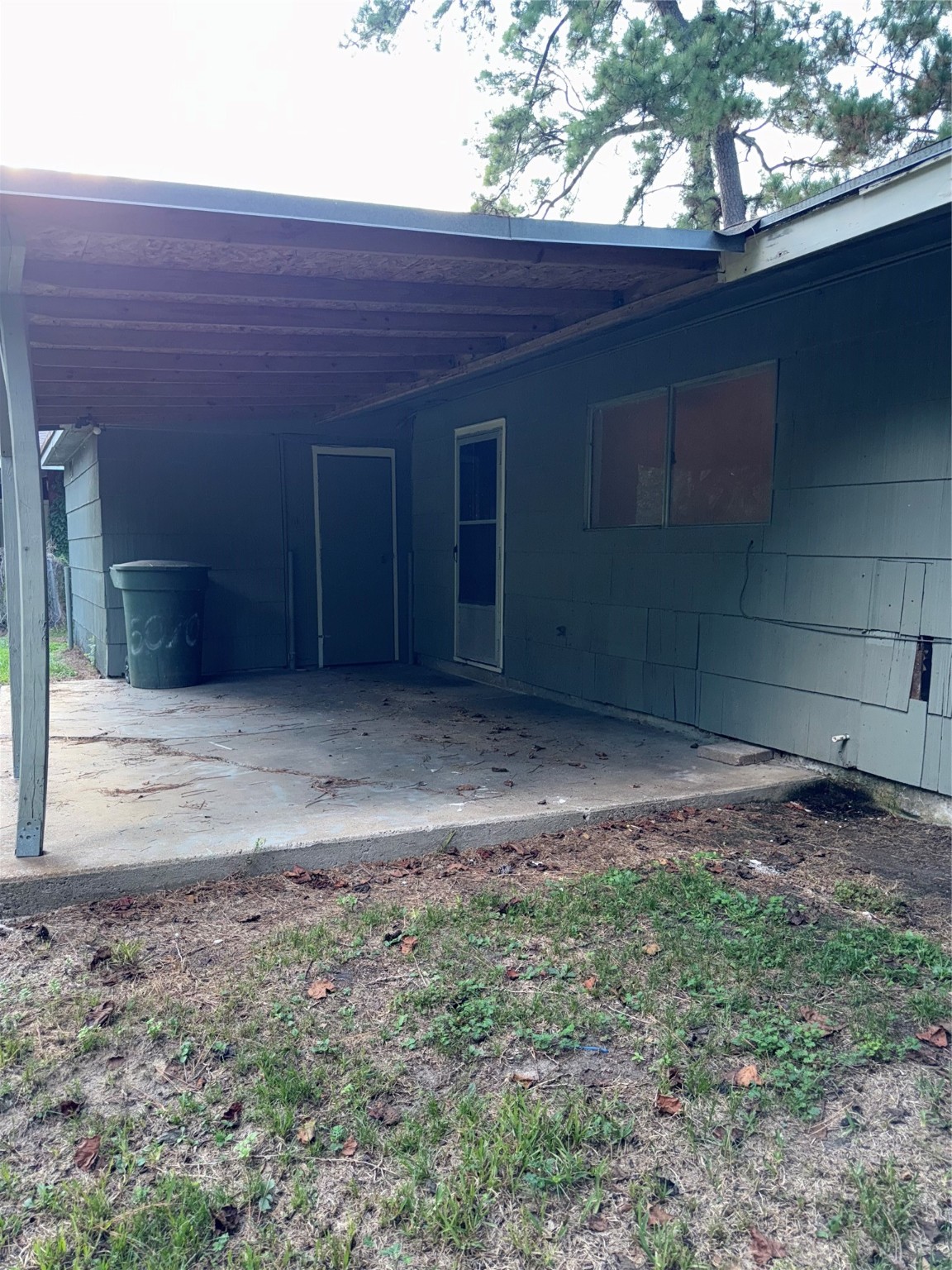 5335 Landry Lane Beaumont, TX 77708 - Photo 20 of 22 ANOTHER VIEW OF LARGE PATIO.