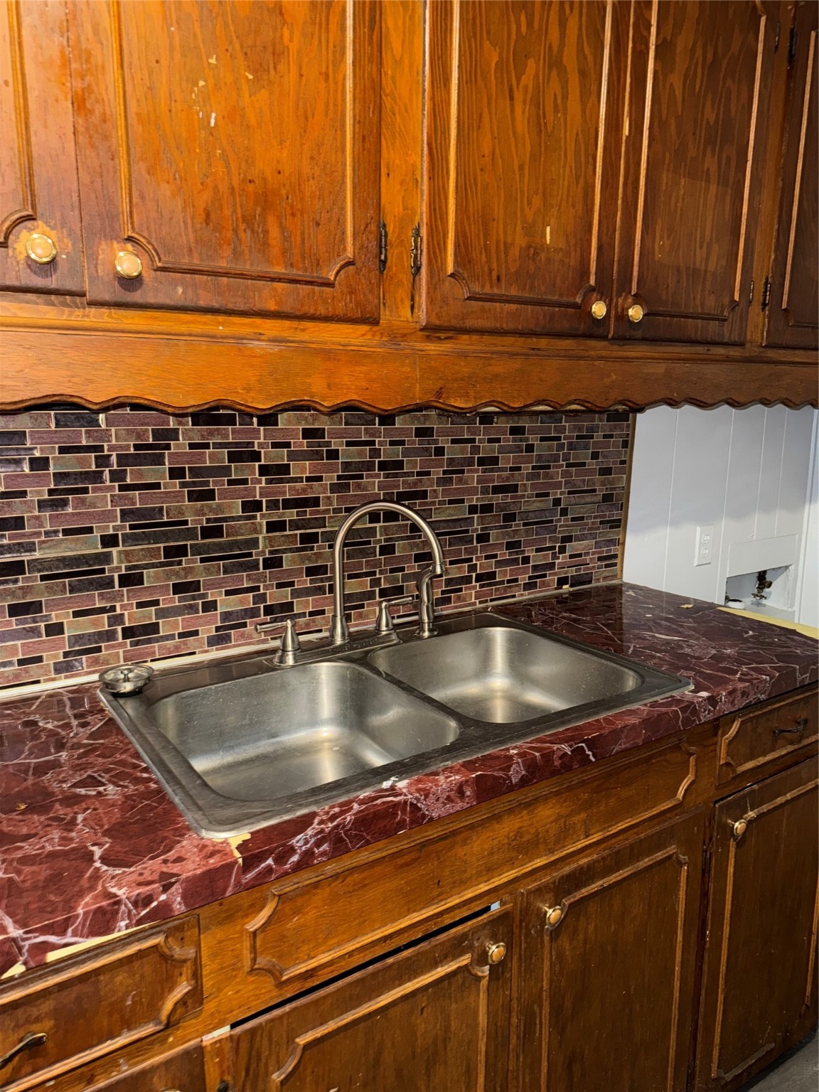 5335 Landry Lane Beaumont, TX 77708 - Photo 5 of 22 DEEP DOUBLE SINKS.