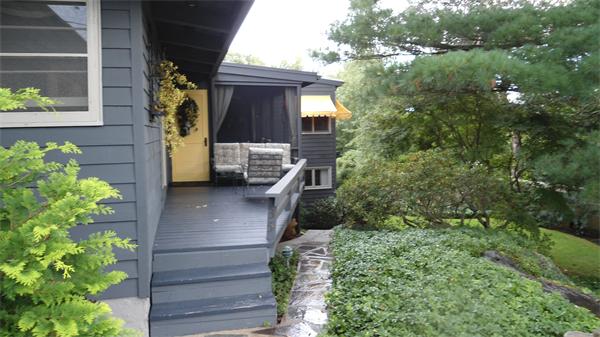 35 Stony Brook Road Marblehead, MA 01945 - Photo 6 of 15 Gallery Image 6