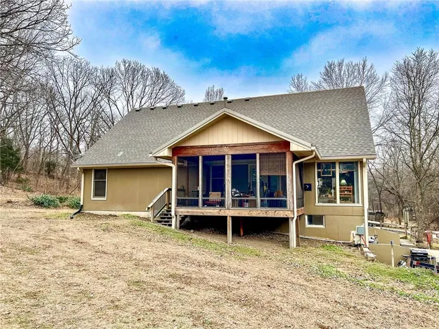$565,000 | 33108 East Hammond Road, Lone Jack, MO 64070