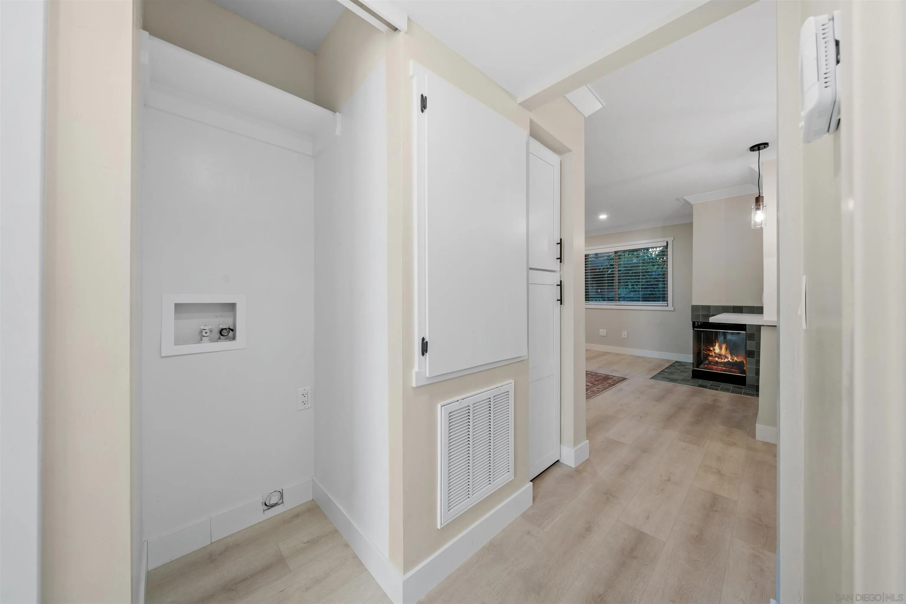 4521 55th Street, Unit 13 San Diego, CA 92115 - Photo 12 of 26 wooden floor in a room