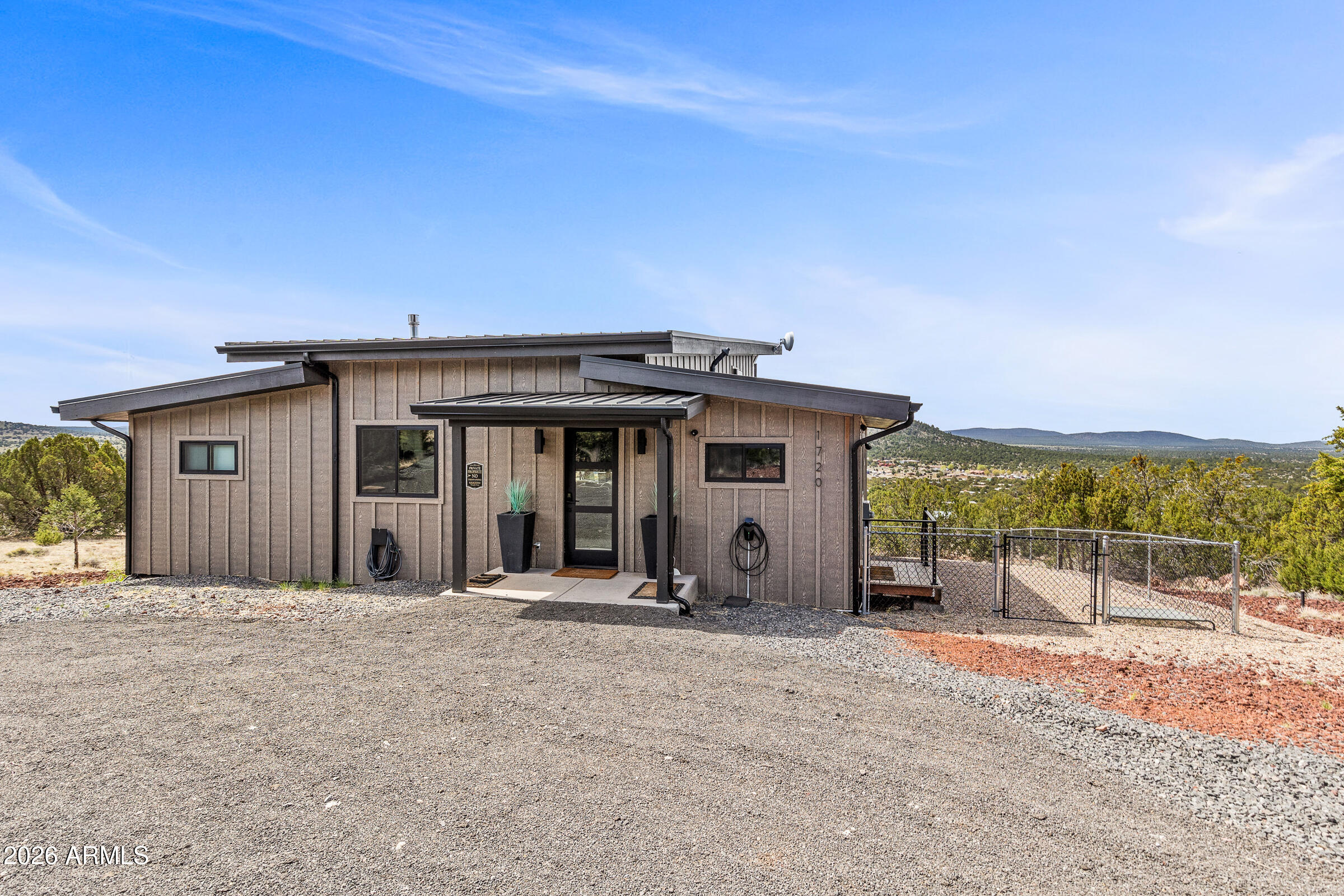 1720 East Sagebrush Road Williams, AZ 86046 - Photo 34 of 40 Front 1