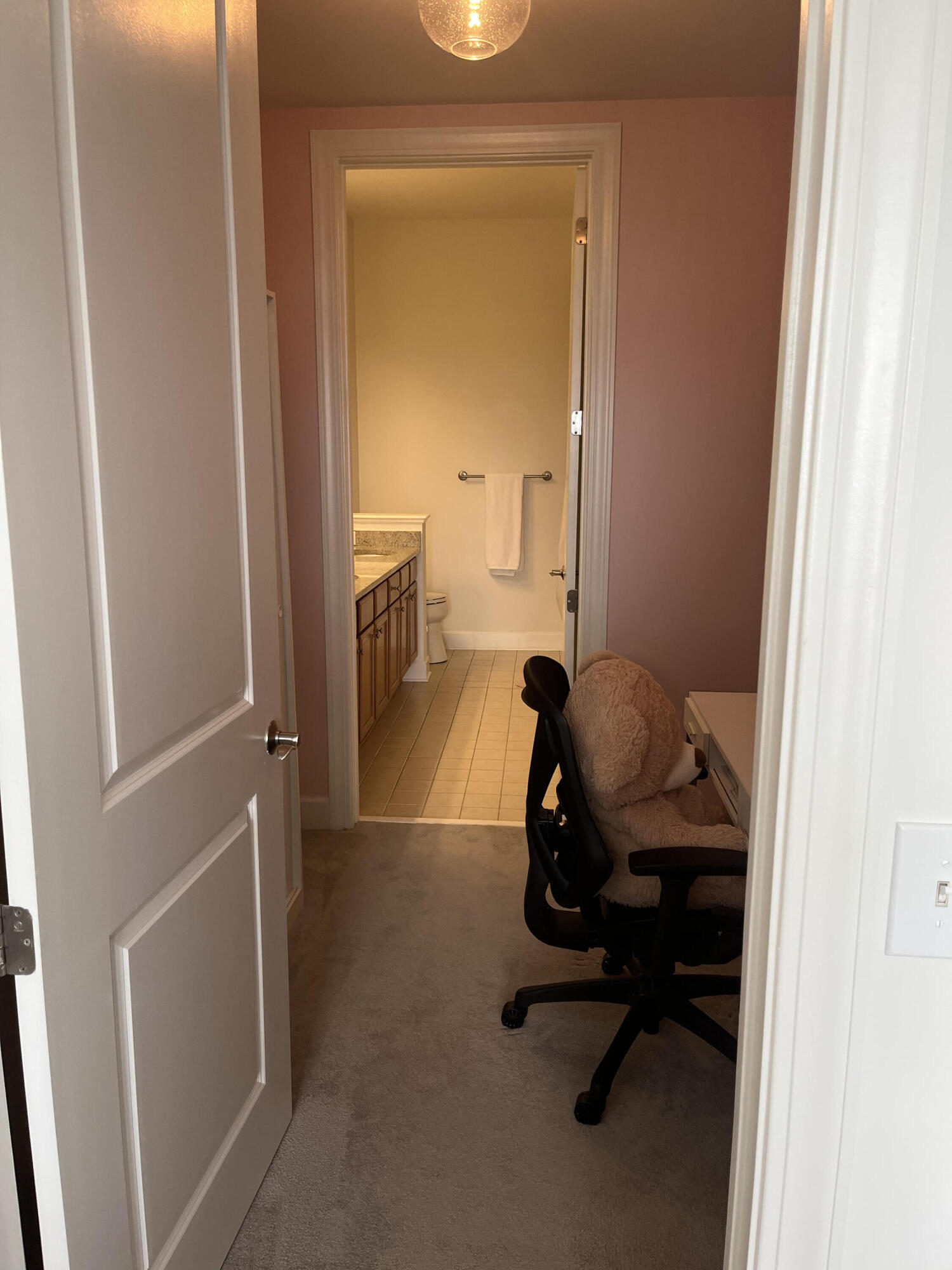 145 Pier View Street, Unit 405 Charleston, SC 29492 - Photo 17 of 18 GUEST 2 CLOSET/BATH
