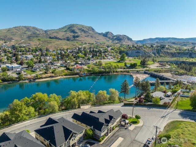 230 East Farnham Avenue, Unit C3 Chelan, WA 98816 - Photo 26 of 35