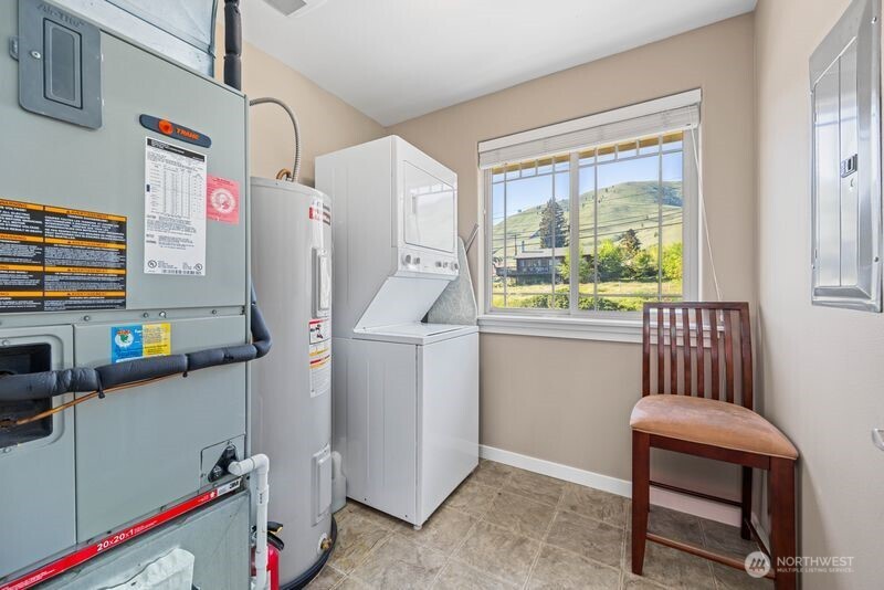 230 East Farnham Avenue, Unit C3 Chelan, WA 98816 - Photo 35 of 35
