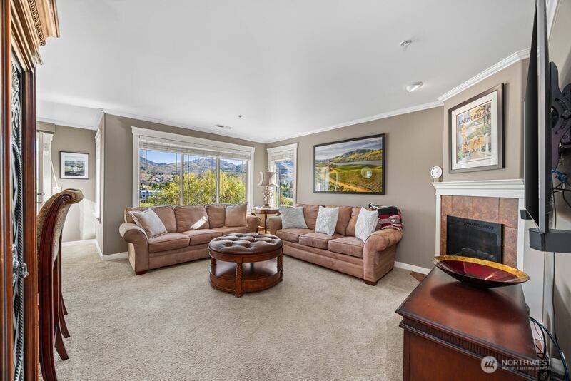 230 East Farnham Avenue, Unit C3 Chelan, WA 98816 - Photo 4 of 35