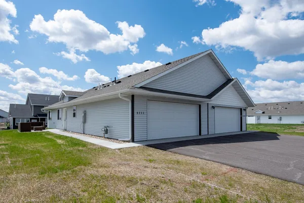 $269,900 | 3111 Scotch Lane, Mankato, MN 56001