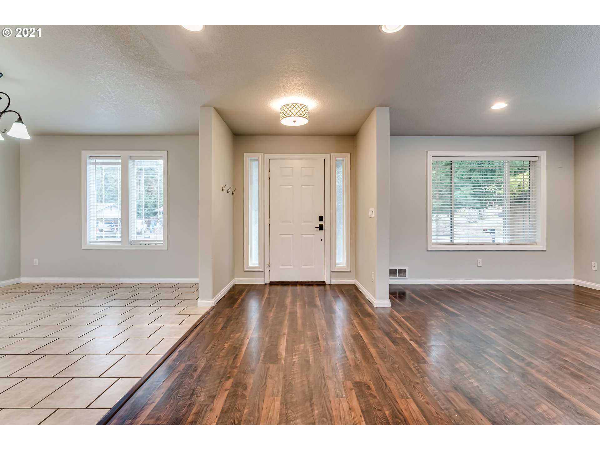 24797 Sertic Road Veneta, OR 97487 - Photo 2 of 32 Gallery Image 2