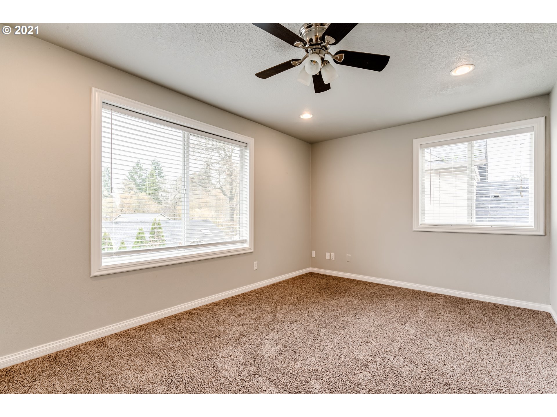 24797 Sertic Road Veneta, OR 97487 - Photo 20 of 32 Gallery Image 20