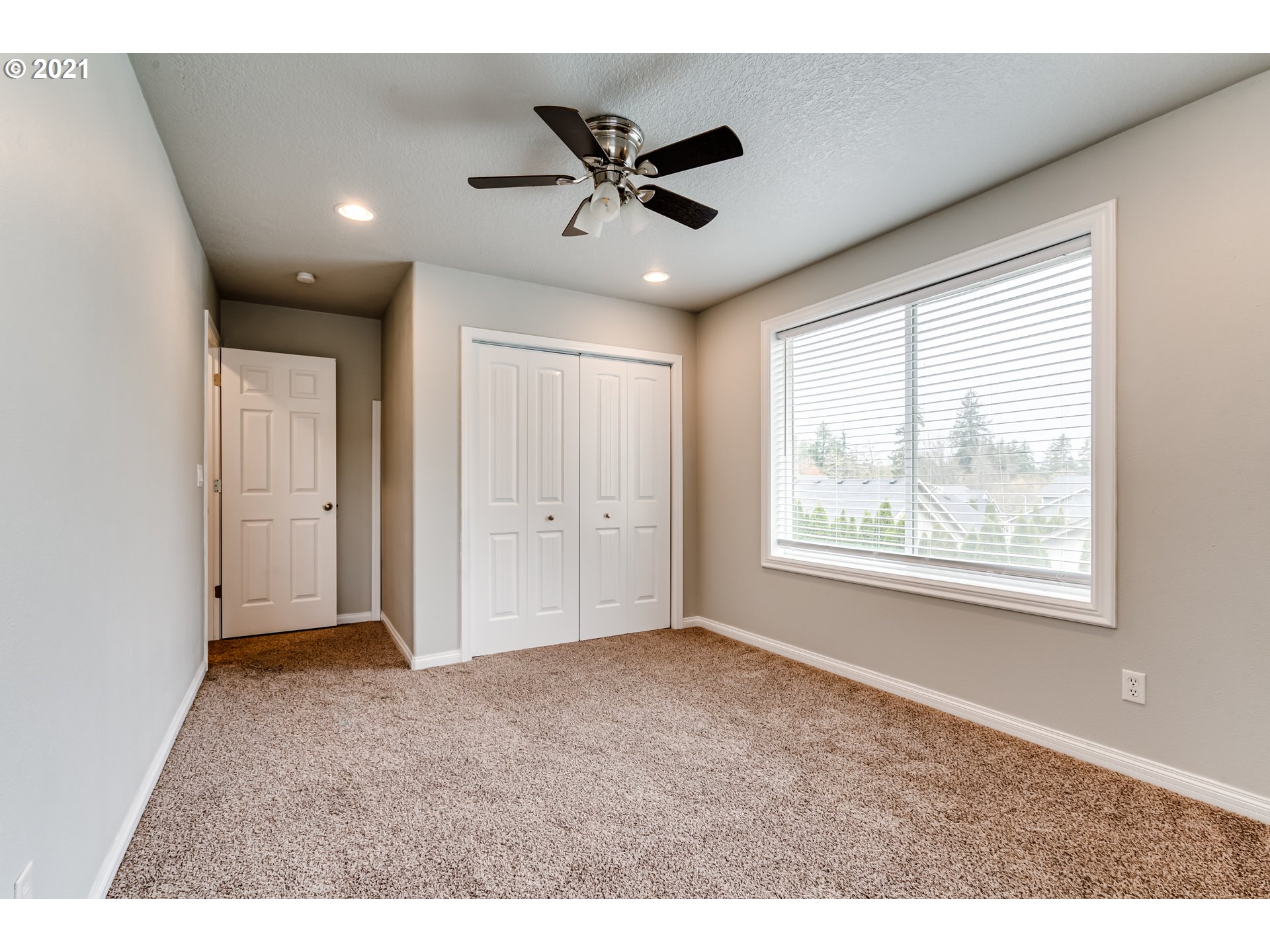 24797 Sertic Road Veneta, OR 97487 - Photo 21 of 32 Gallery Image 21